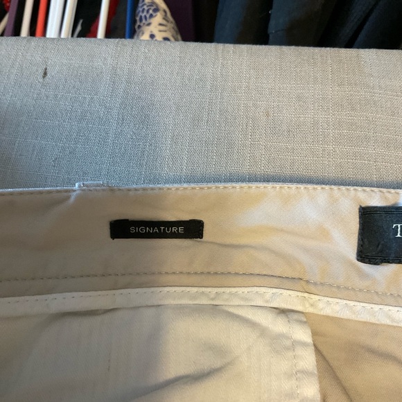 Talbots Women's Cream Capris - Picture 4 of 5